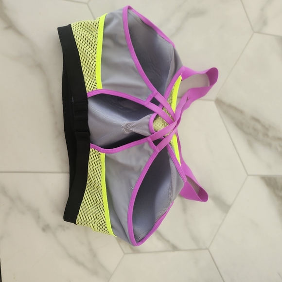 VX Victoria Secret CUTEST EVER STRAPPY SPORTS BRA, Size 36DDD ♥️🩵 - Picture 11 of 16